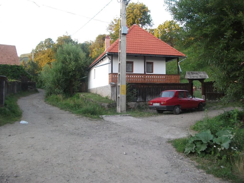 Ferienwohnung Maksai Lak Ocna de Sus Exterior foto